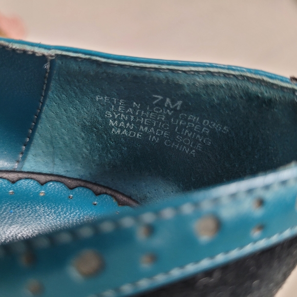 Kenneth Cole Reaction Suede Wedges Size 7 - Picture 3 of 5